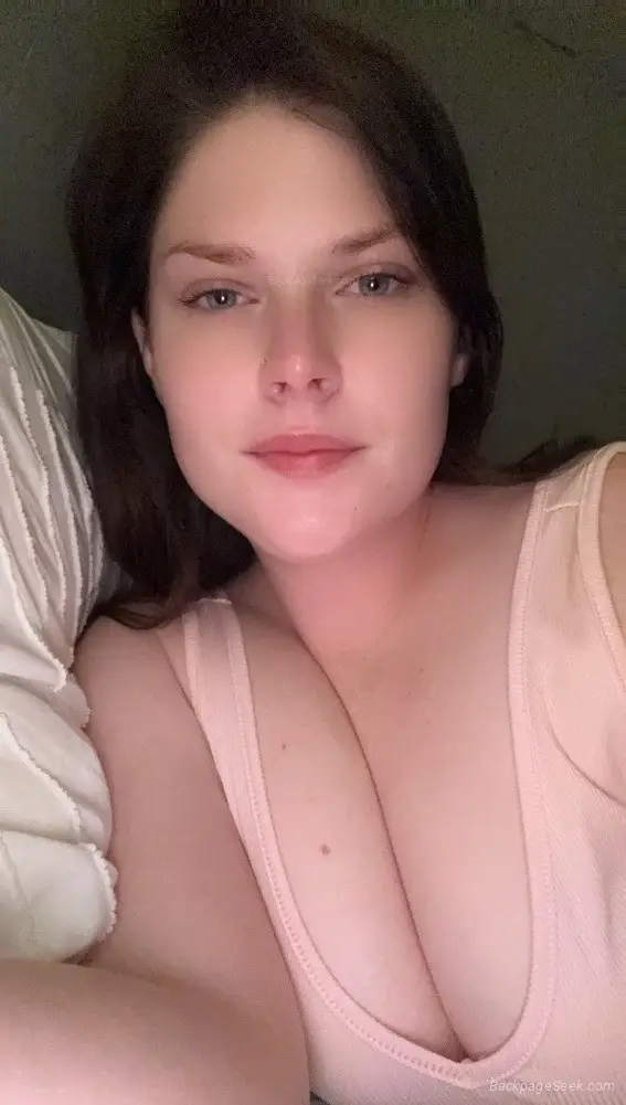 24 Years Horny Hot Queen Ready Juicy Pussy&Soft Boobs