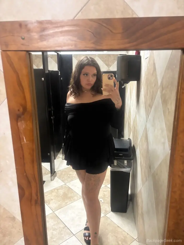 sexy seductive soaker - young thick curvy in Honolulu – Women Seeking Men photo 2
