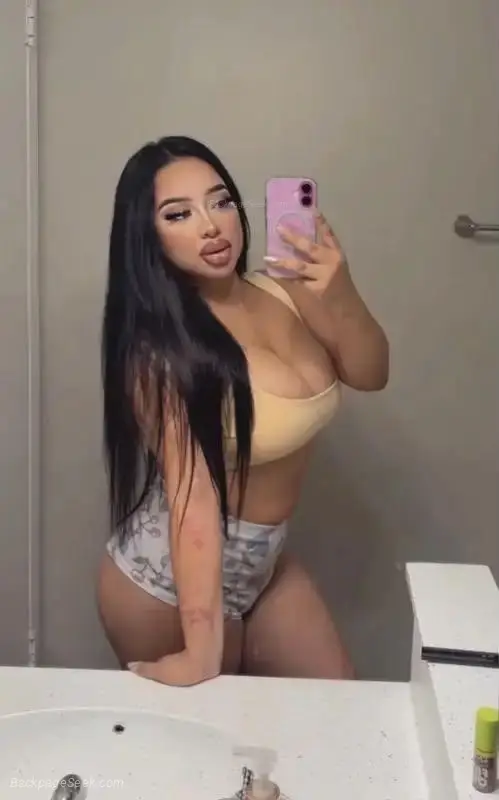 HONOLULU I'm HORNY BIG TITTY HOTTIE JUICY LIPS in Honolulu – Women Seeking Men photo 4