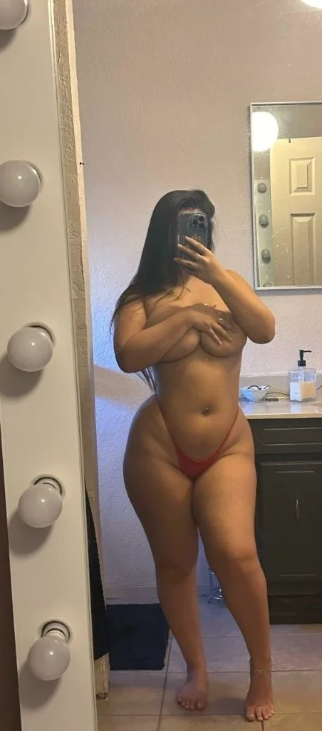 HERMOSA CHICA LATINA CERCA DE TI DISPONIBLE 24/7 INCALL