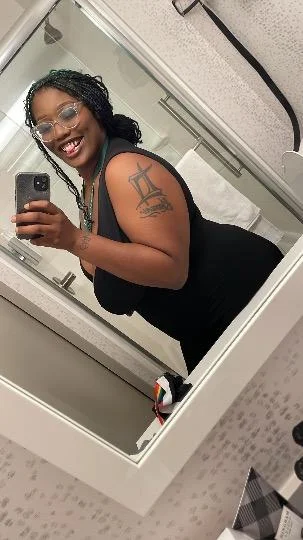 42j busty throat goat birthday girl in Houston – Women Seeking Men photo 4