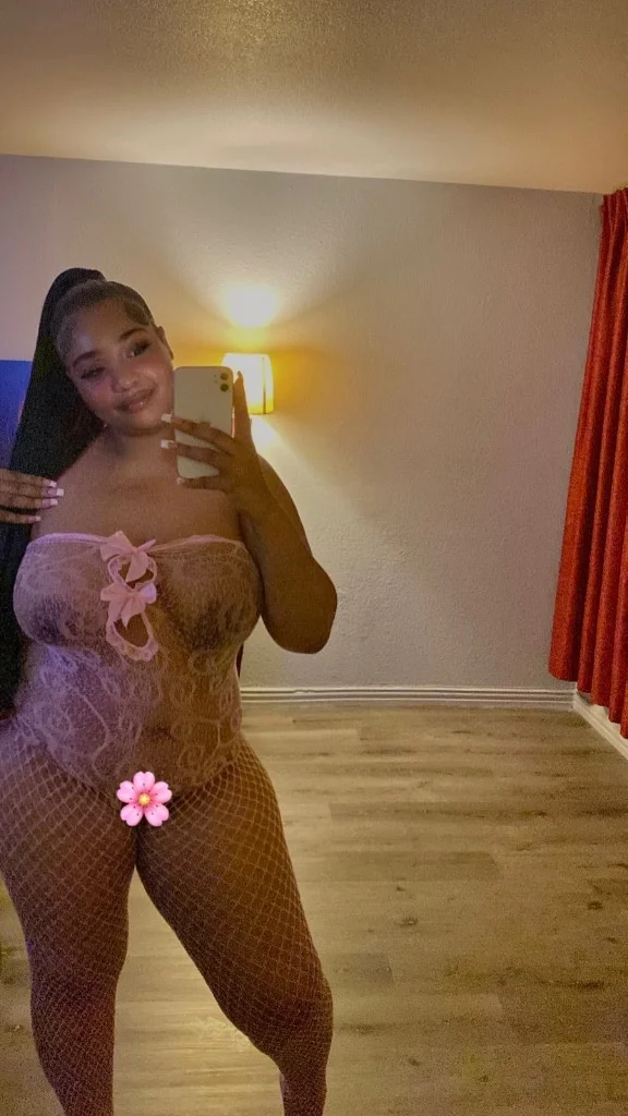 outcalls/ incalls only Book NOW sexy is back