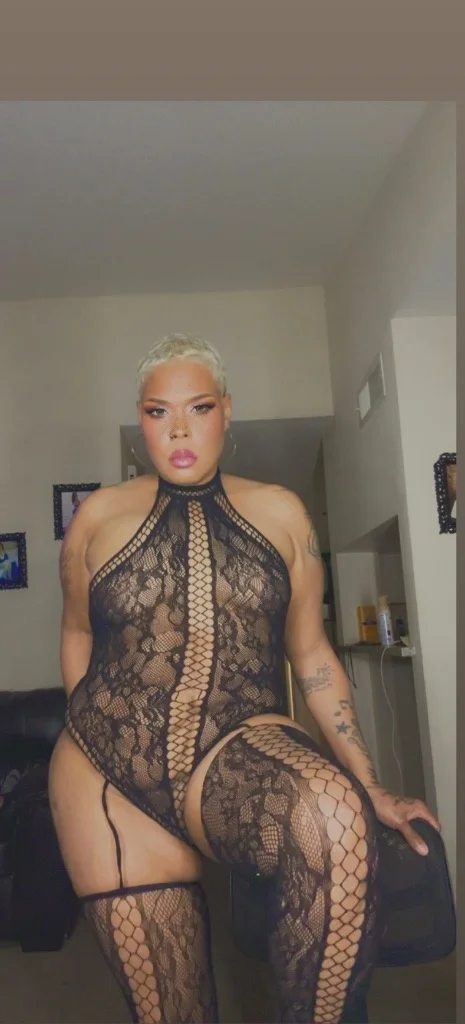 IM THE TREAT in Houston - Women Seeking Men photo 6