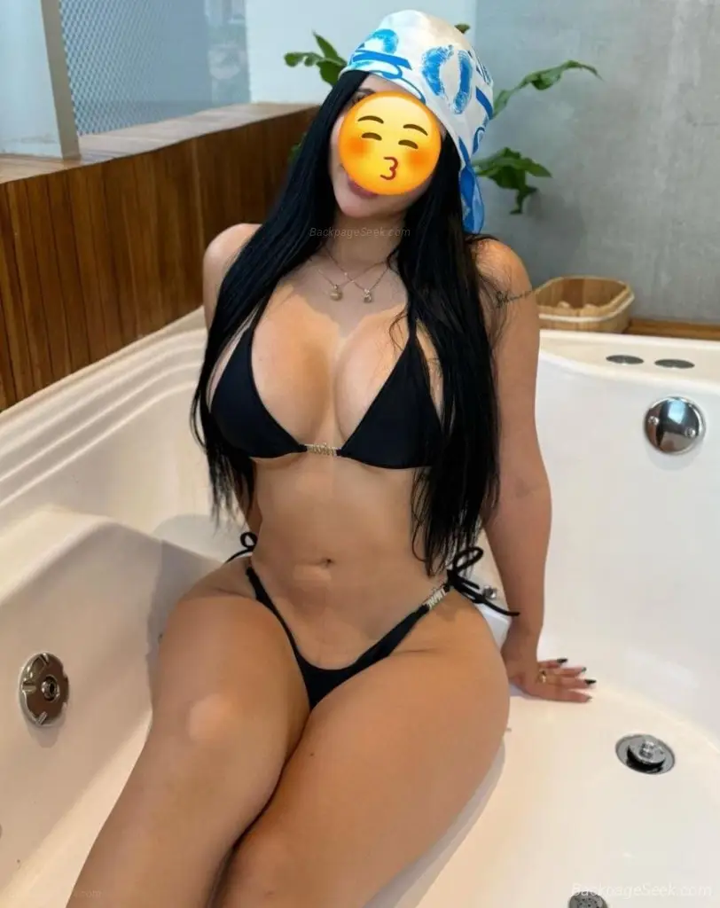 Latina verificada atrevida nueva en la zona quiere sentir ve... in Houston – Women Seeking Men photo 2
