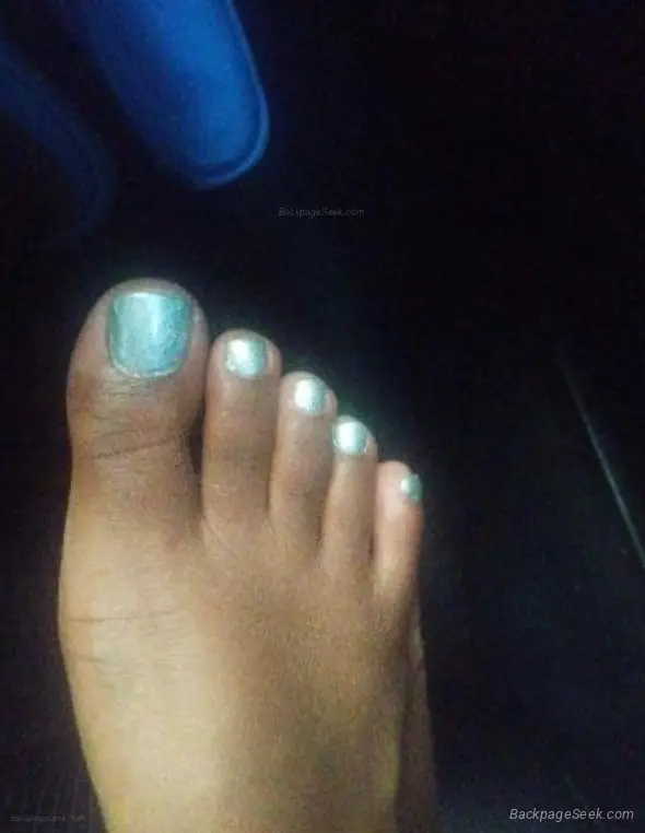 hey new in town available please read just call me