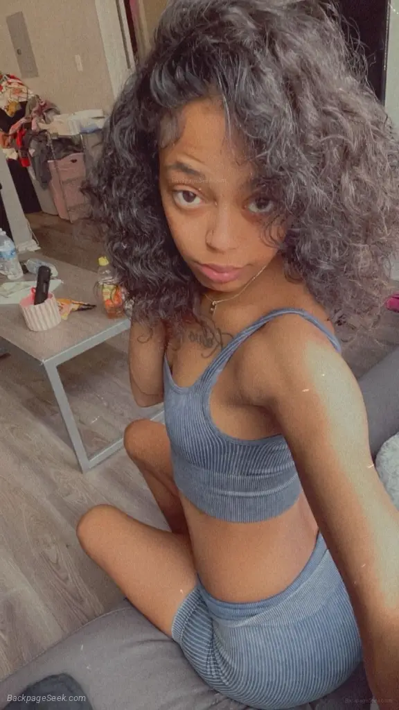Petite Freak For Your Meat in Houston – Women Seeking Men photo 4