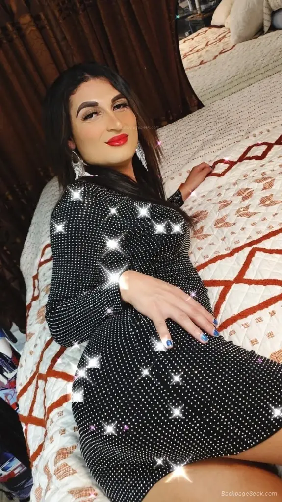 Hi I'm a trans girl visiting your city Houston TX I'm near 5... in Houston – Women Seeking Men photo 6