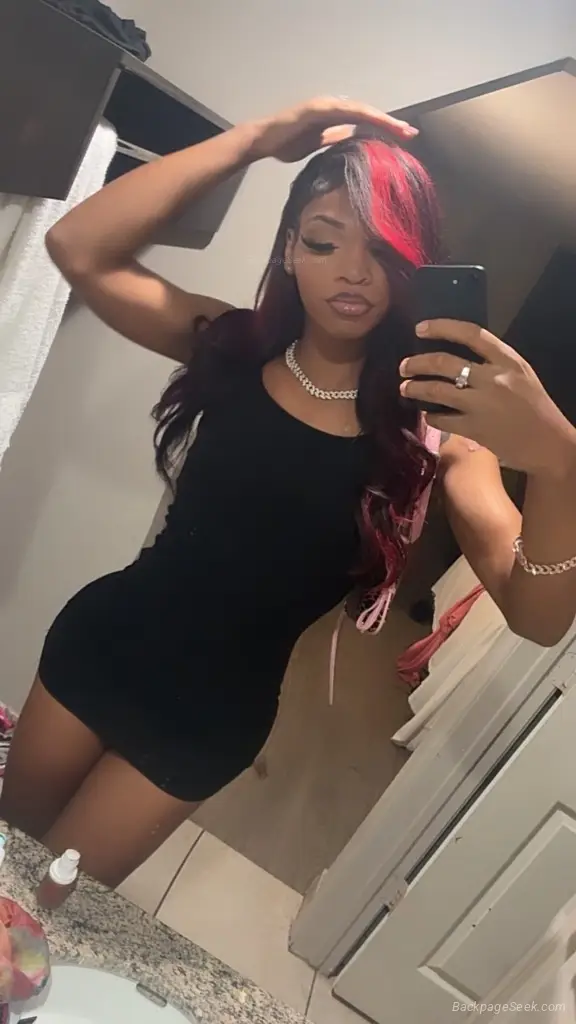 here for a short time not a long time Baddest bitch clocking... in Houston – Women Seeking Men photo 4