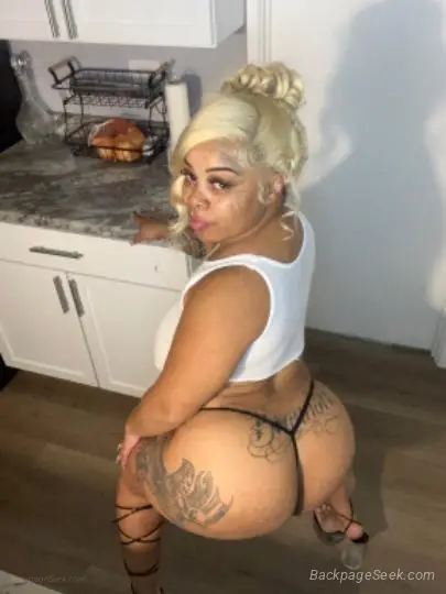Sexy Big Ass new in city Available hookup Incall or outcall available