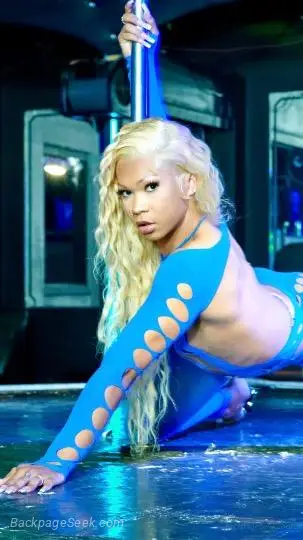 The real Blasian Barbie 150 QV SPECIAL in Huntsville – Women Seeking Men photo 6