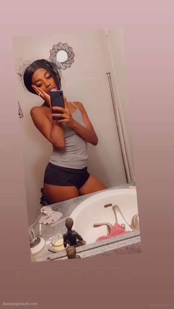 Pretty Soft Smooth Brown Skin Discreet Sexy Unforgettable Co... in Huntsville – Women Seeking Men photo 4