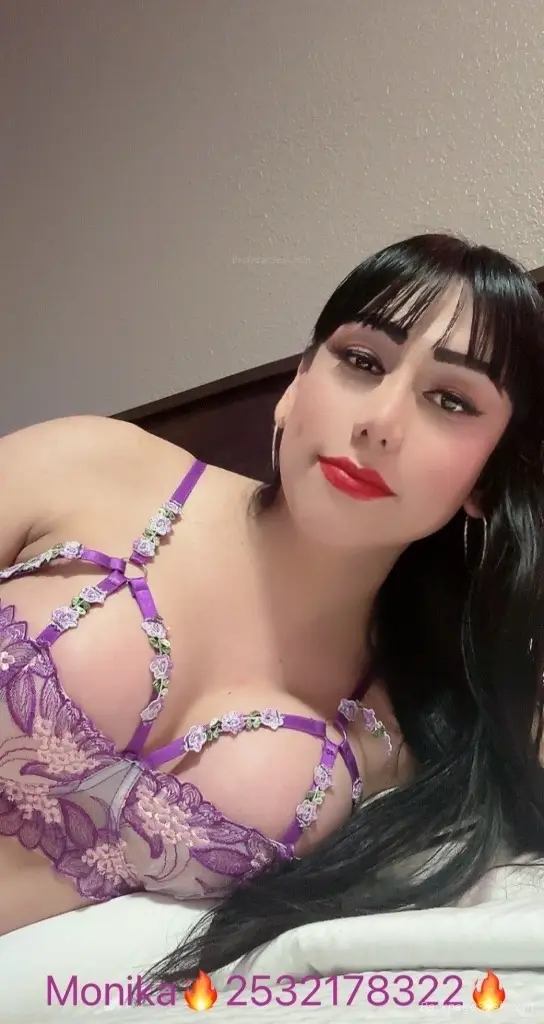 I'm Trans Girl Very Hot I'm Visiting Huntsville 8 Top Bottom... in Huntsville – Women Seeking Men photo 3