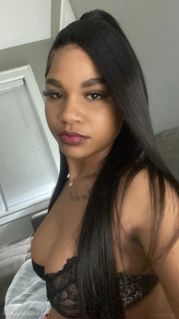 CUM SEE ME CREAMY WET SEXY PETITE PLEASEREAD in Indianapolis – Women Seeking Men photo 2