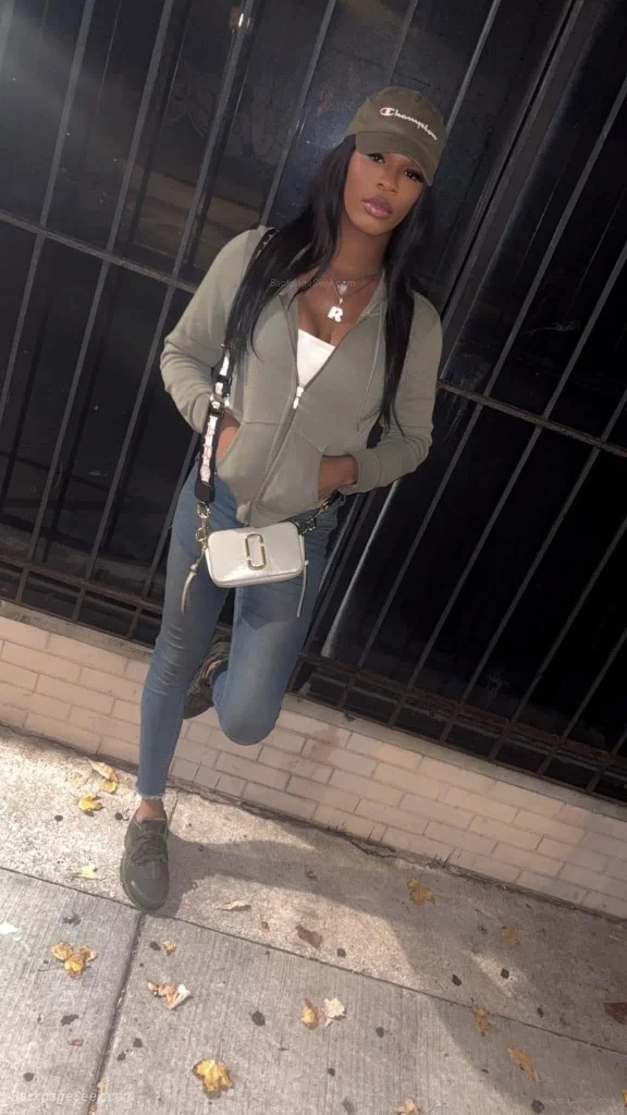 EVERYTHING THEY YURN FORR in Indianapolis – Women Seeking Men photo 2