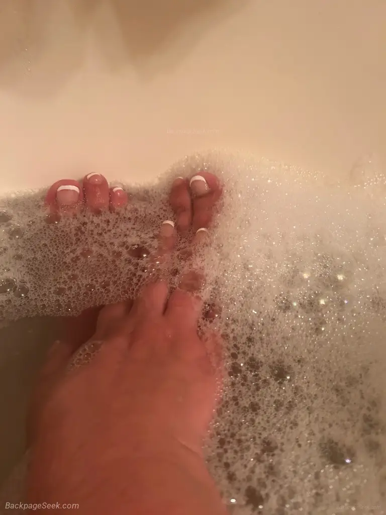 GORGEOUS BBW in Indianapolis – Women Seeking Men photo 4