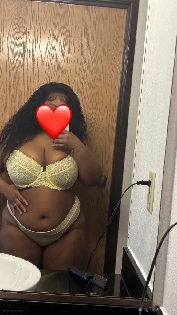 incalls and outcalls available