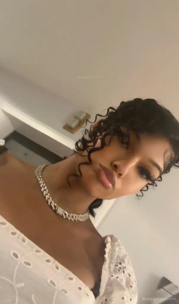 Tall lightskin petite shii in Indianapolis – Women Seeking Men photo 6