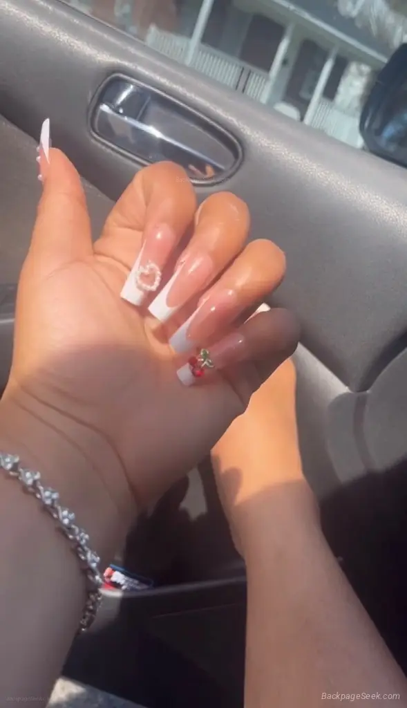 NEW IN T0WN 1 Naughty Freak Let me suck on you in Indianapolis – Women Seeking Men photo 4