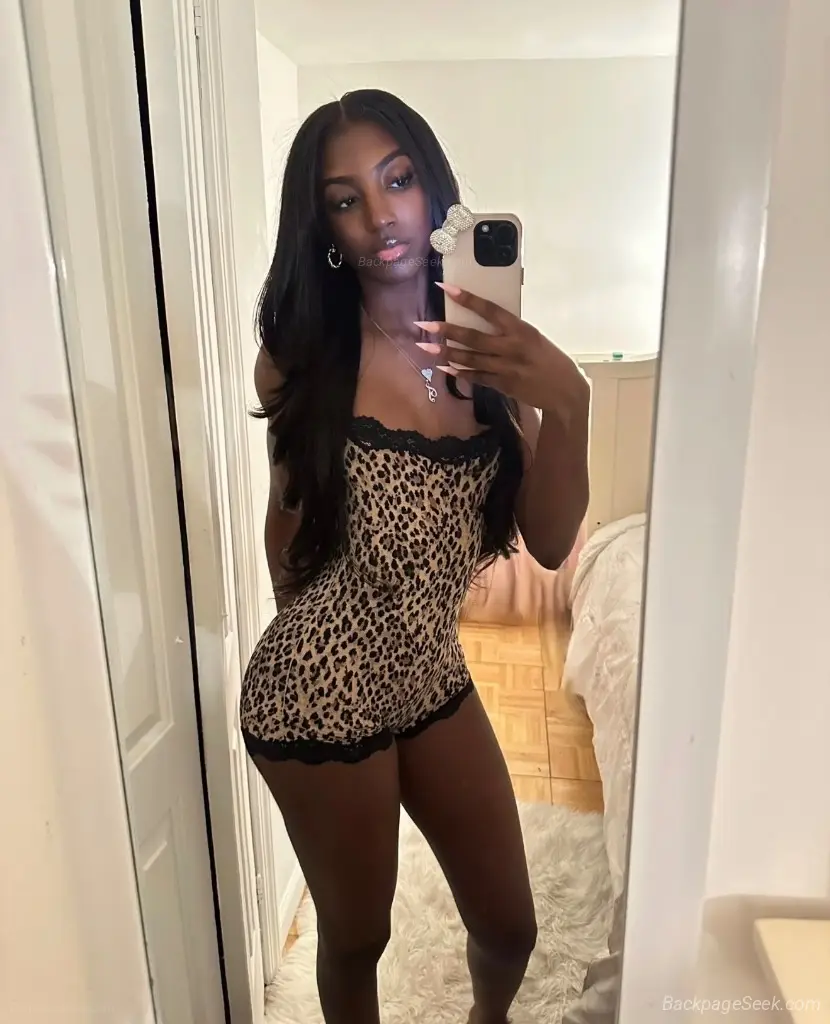 GORGEOUS BOMBSHELL WITH BIG DICK SUCKING LIPS A SOFT NATURAL... in Indianapolis – Women Seeking Men photo 3