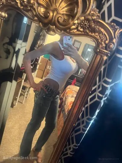 looking for gentleman who is open minded phone calls only pl... in Indianapolis – Women Seeking Men photo 4