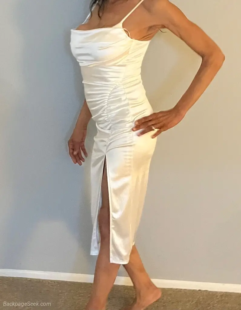 looking for gentleman who is open minded phone calls only pl... in Indianapolis – Women Seeking Men photo 6