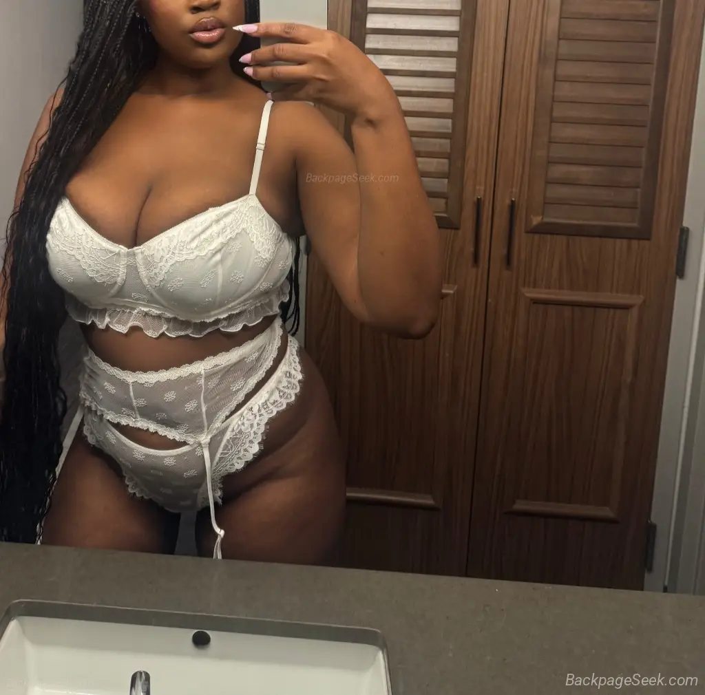 Busty Ebony Vixen Gentlemen s Prefrence in Indianapolis – Women Seeking Men photo 3