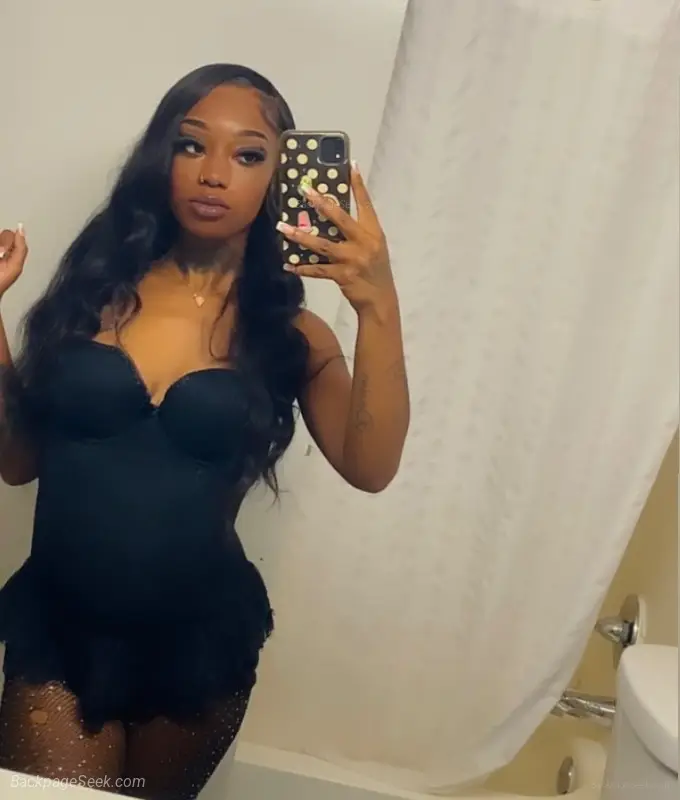 skinny petite treat in Indianapolis – Women Seeking Men photo 2