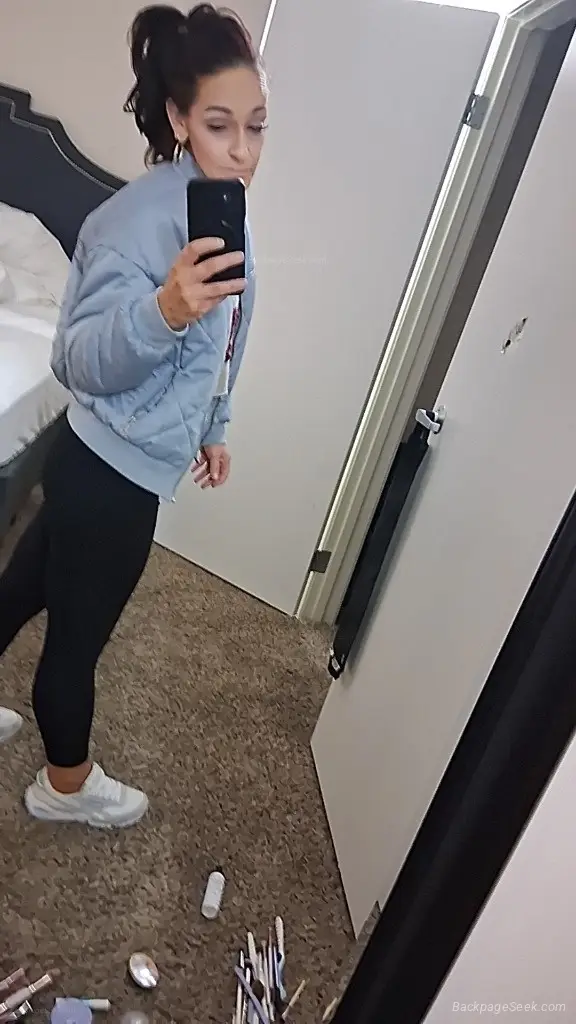 TREAT YOURSELF TO THIS WAP WAP WEDNESDAY BBBJ GREEK SPECIALS in Indianapolis – Women Seeking Men photo 3
