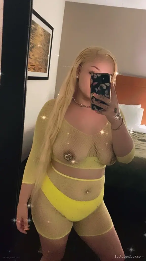 THICK WHITE GODDESS in Indianapolis – Women Seeking Men photo 2