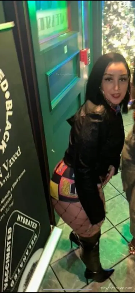 candy in Indianapolis – Women Seeking Men photo 5