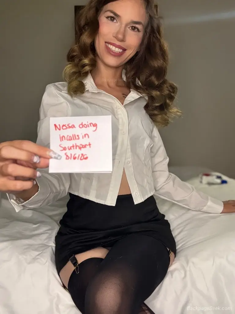 YOUR FAVORITE SECRETARY HAS AN OPENING in Indianapolis – Women Seeking Men photo 4