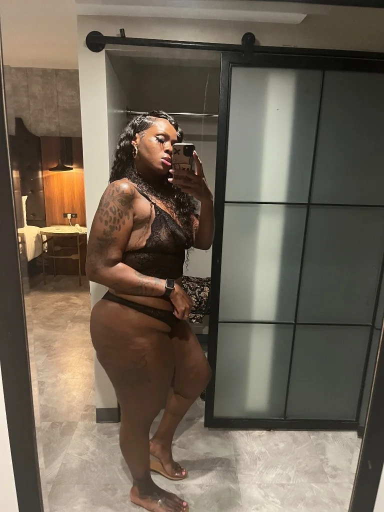 Hemet OutcallsCar Date Juicy Booty Available Now Cum see Thr... in Inland Empire – Women Seeking Men photo 4