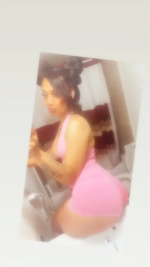 Wetter N Better Sexy And Top Tier 100 Real Come Play Ready W... in Inland Empire – Women Seeking Men photo 4