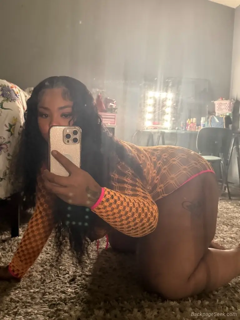 Lets have fun OUTCALL/ CAR FUN/ INCALL. I now accept tap to pay debit