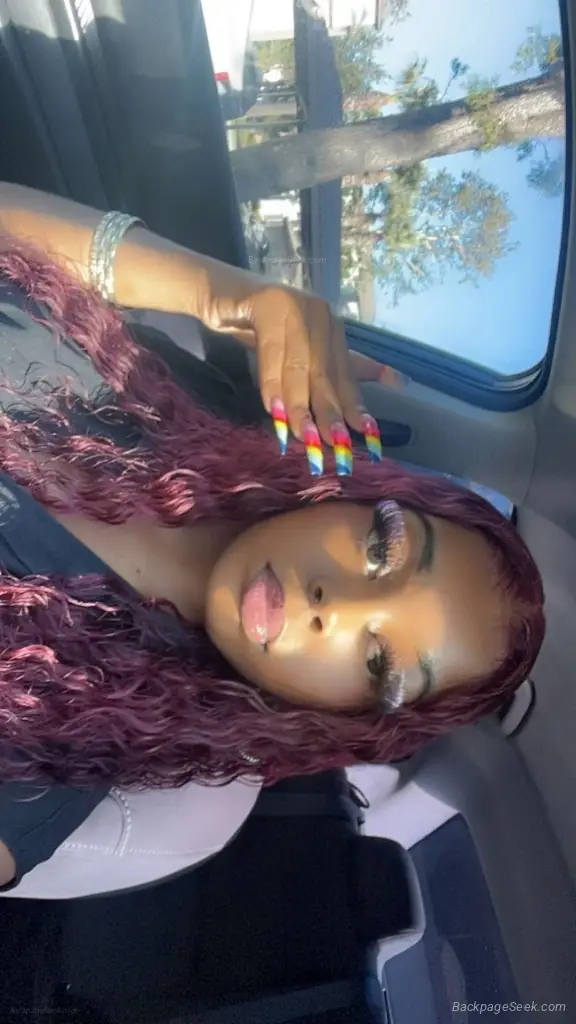- Ebony queen BOTH submissive and dominant vibes Party all n... in Inland Empire – Women Seeking Men photo 6