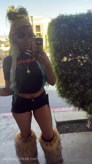 Cum hear daddy incallsoutcalls 2girl available in Inland Empire – Women Seeking Men photo 3