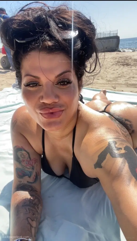 Latina Natural y linda in Inland Empire – Women Seeking Men photo 3