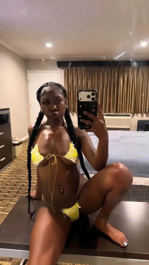 INCALL + OUTCALL AVAILABLE ! WET TIGHT PETITE AVAILABLE NOW