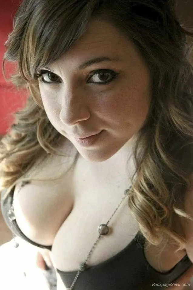 THE JUICIEST ONE Outcall Special Available For Hotel Motel House
