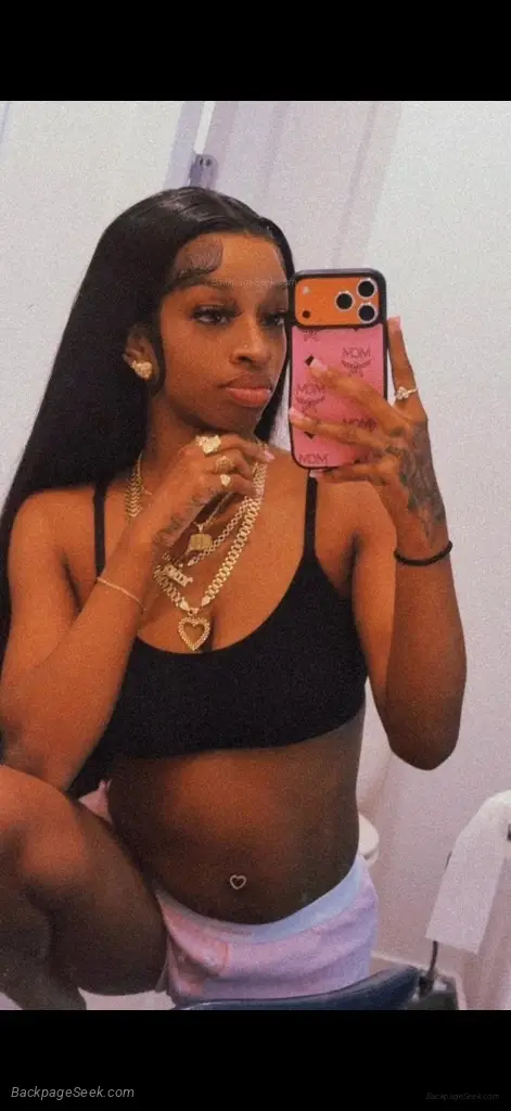hey baby you looking to have some fun come see me and get th... in Inland Empire – Women Seeking Men photo 3