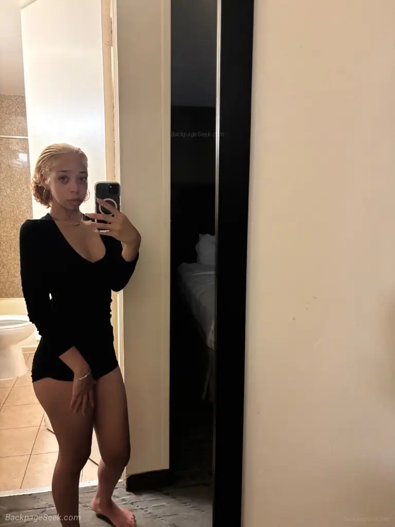 Ready To Play Latina Cream Pussy
