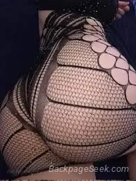 horny woman for a chubby Middle Eastern guy with a very very in Inland Empire – Women Seeking Men photo 2