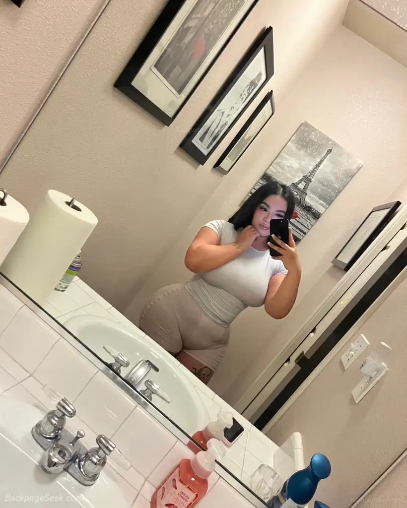 New In town Curvy Bombshell Available Now in Inland Empire – Women Seeking Men photo 5