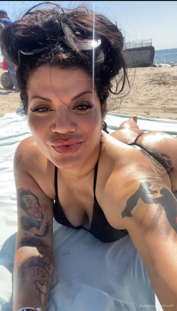 Latina in Inland Empire – Women Seeking Men photo 3