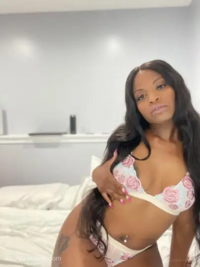 MORENO VALLEY CAR FUN SPECIAL OR OUTCALL Slim Milk Chocolate in Inland Empire – Women Seeking Men photo 3
