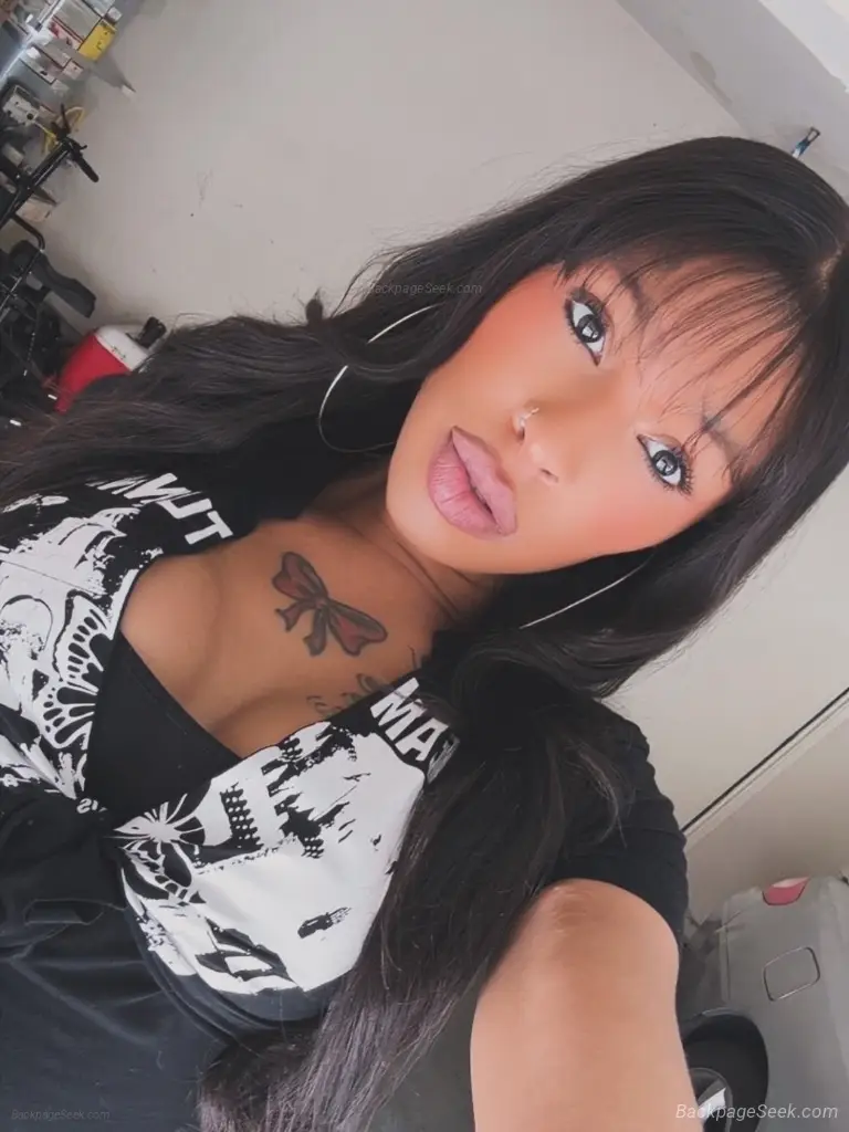 outcall CarDates ETC Exotic light bright BTTM BIG DICC in Inland Empire – Women Seeking Men photo 4
