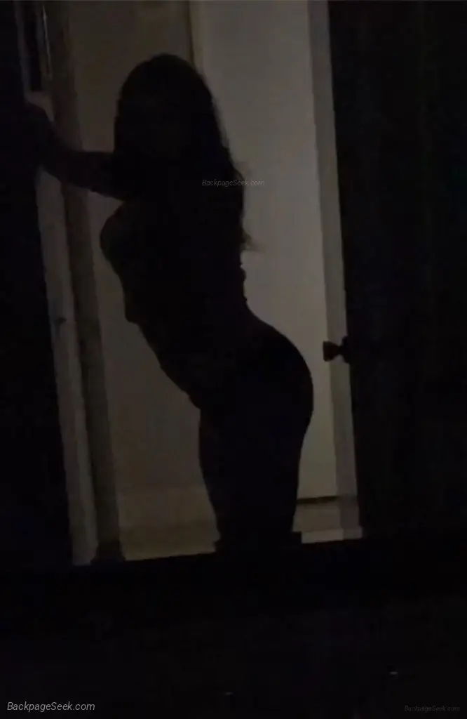 Tight WAP SPECIALS TODAY - 20 Ft Show Deal LIMITED 100 in Inland Empire – Women Seeking Men photo 5