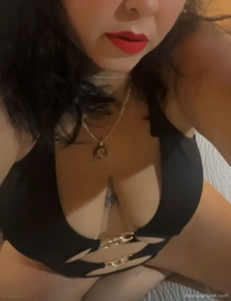 SEXY LATINA LISTA PARA TI PAPI