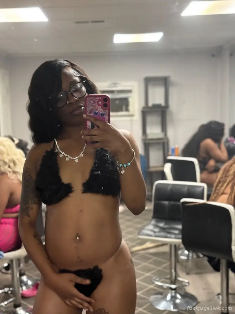 new in town not here long come see fine shii in Jackson – Women Seeking Men photo 2