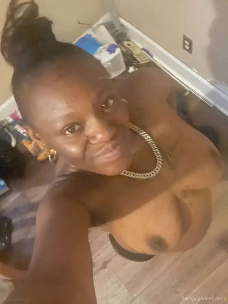 30HEAD 40 QV QV ONLY in Jackson – Women Seeking Men photo 2